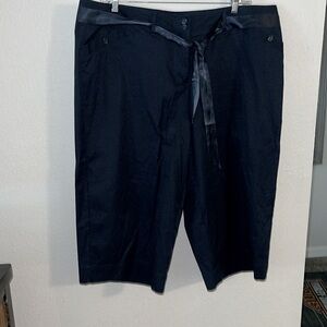 Lane Bryant capris size 24